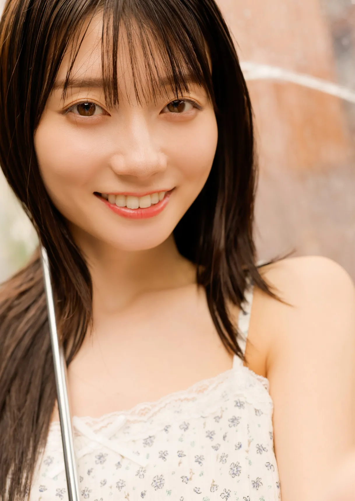 瀬戸環奈デジタル写真集「雨と潮騒」 サンプル